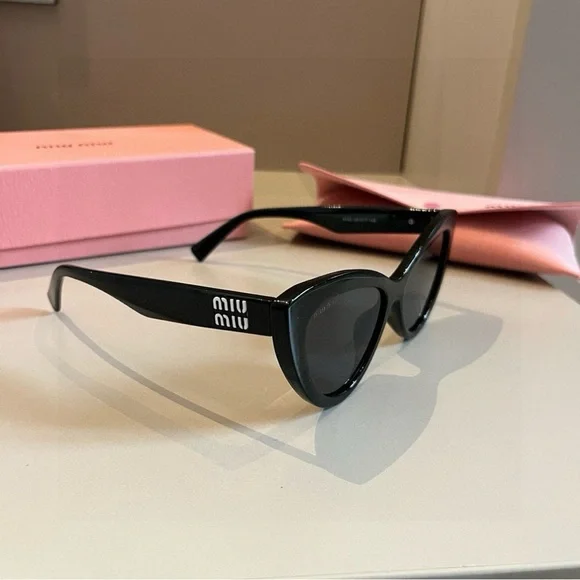 Miu Miu Cat-Eye Sunglasses